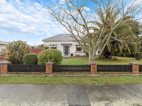 17 Sandwich Road, Beckenham