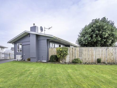 27 Gemini Avenue, Milson