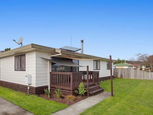17B Amokura Road, Taneatua