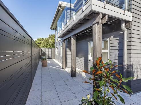 191 Buckley Road, Southgate