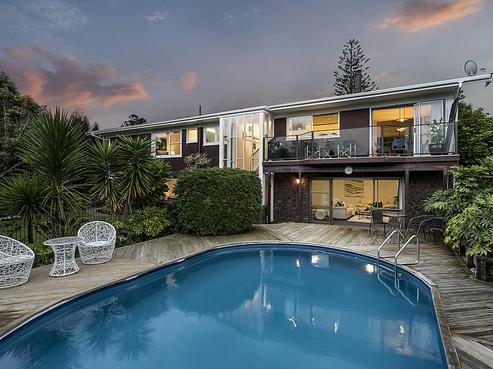 71 Daffodil Street, Titirangi