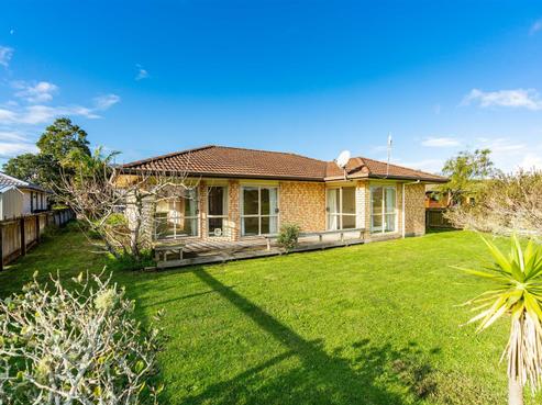 14 South Road, Waipu