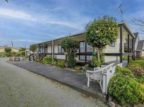 6 Renata Road, Otaki