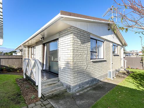 82D Ngamotu Road, Spotswood