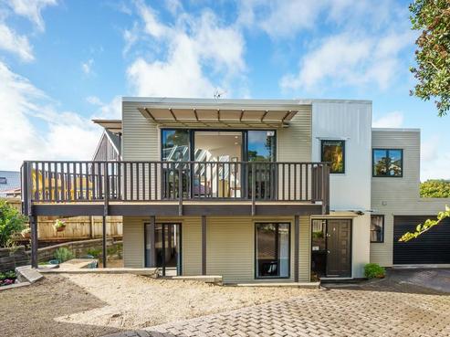 2/236 Meola Road, Point Chevalier