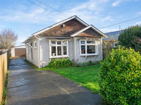 128 Huxley Street, Sydenham