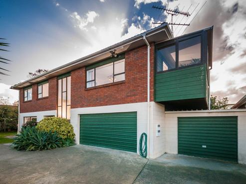 3B Charmaine Road, Torbay