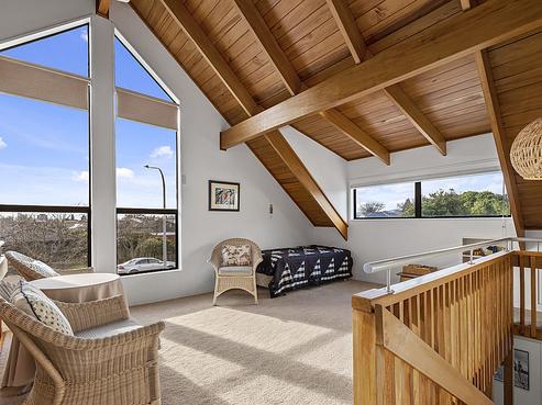 8A Carnot Street, Glenholme