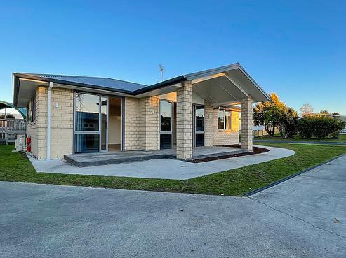 10 Oxford Street, Tirau