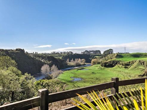 465 Mangorei Road, Highlands Park