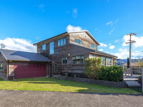 83 Manaia Road, Tairua