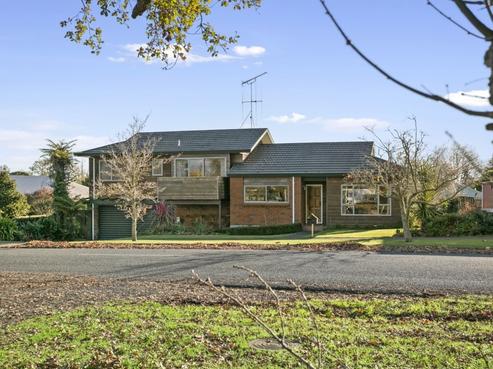 63 Carlyle Street, Leamington
