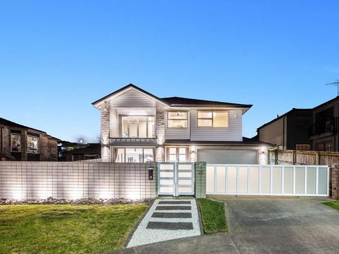28 Lismore Way, Oteha