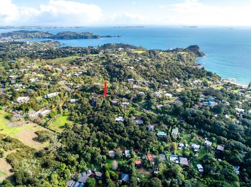 108 Hill Road, Palm Beach