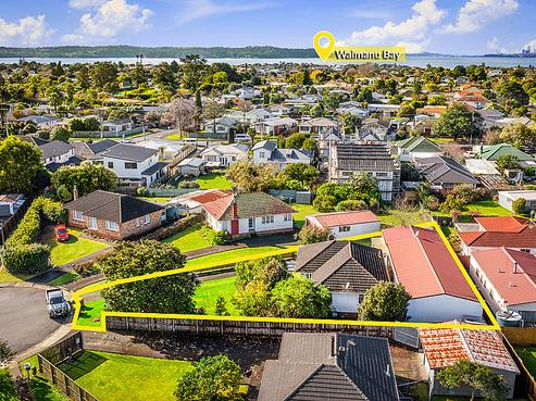11 Shamrock Lane, Te Atatu Peninsula