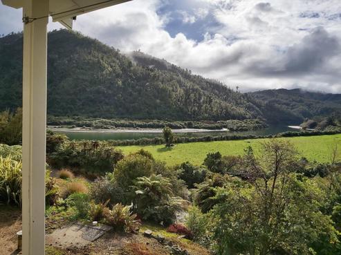 1074 Nikau Road, Seddonville