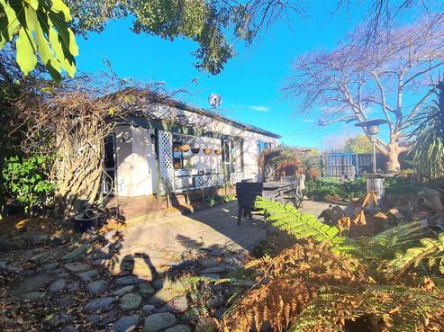78 Englefield Road, Northwood
