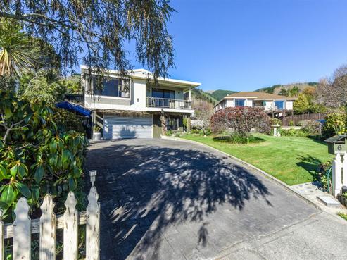 6 Snow Place, Richmond