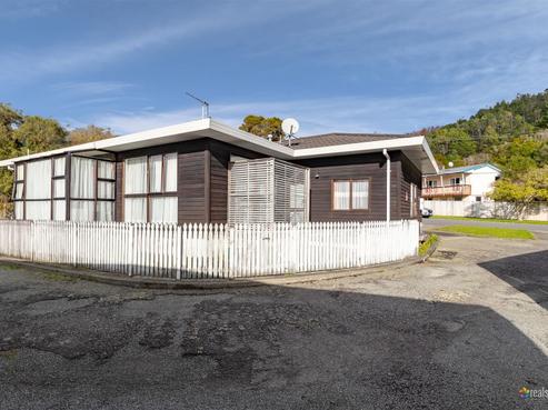 4/12 Raukawa Street, Stokes Valley
