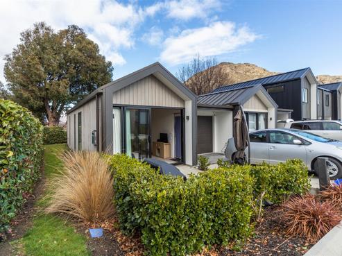 2/39 Cherry Blossom Avenue, Frankton