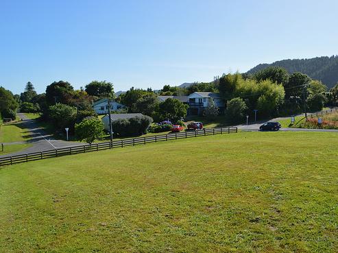 2 Honoiti Ranapiri Place, Manakau