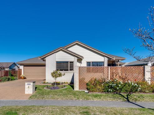 4 Blythfield Place, Taradale