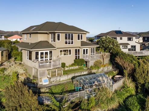 43 Landsdowne Terrace, Karori
