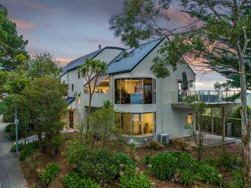 200 Panorama Road, Clifton