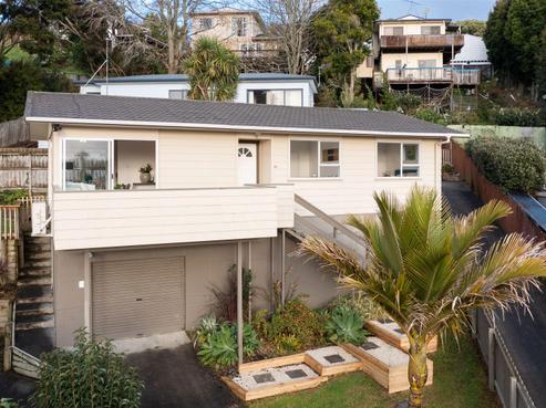 1/24 Bonito Place, Bayview