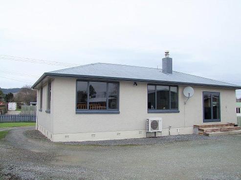 46 Dryden Street, Milton