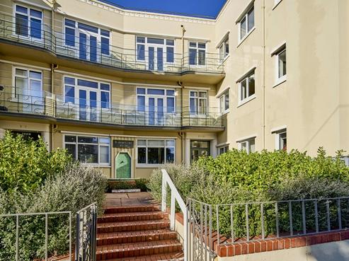 13/48 Oriental Parade, Oriental Bay