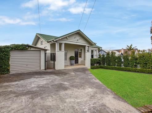 4 Kowhatu Road, One Tree Hill