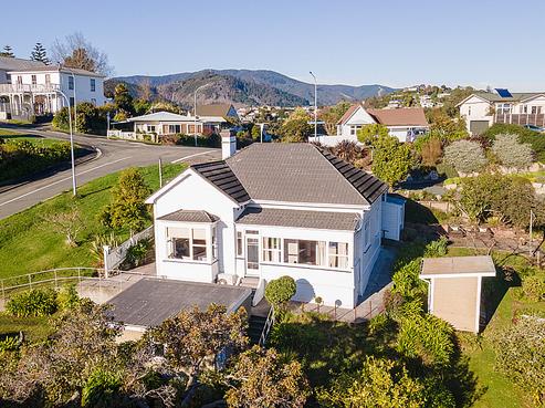 52 Russell Street, Stepneyville