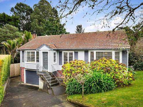 23 Rimutaka Place, Titirangi