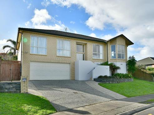 32 Tauranga Place, Orewa