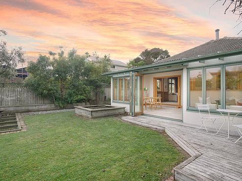 4 Cliff Street, Moncks Bay