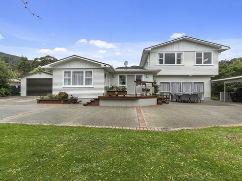 64 Horoeka Street, Stokes Valley