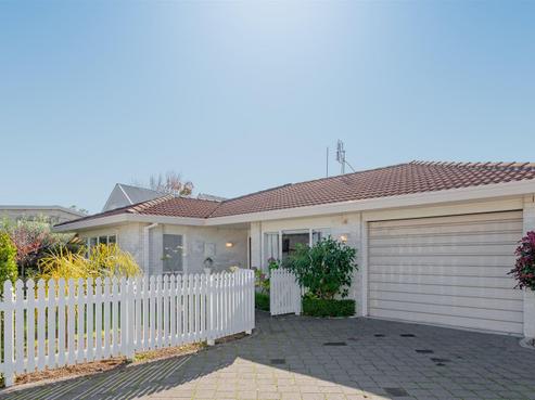 14A Darraghs Road, Brookfield