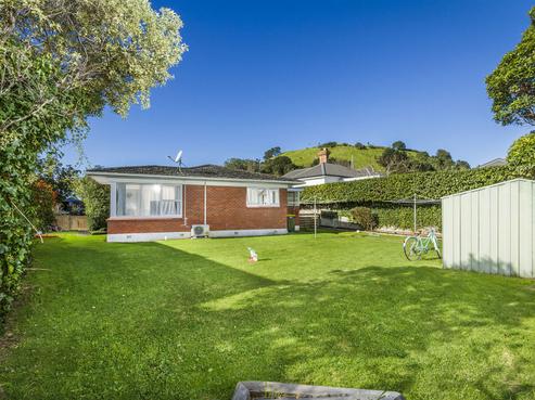 2/173 Victoria Road, Devonport