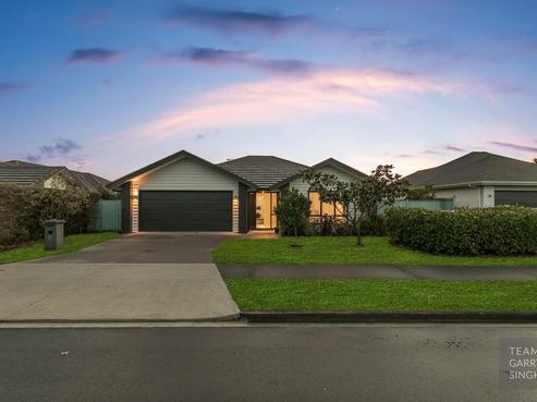 17 Lombardia Way, Karaka