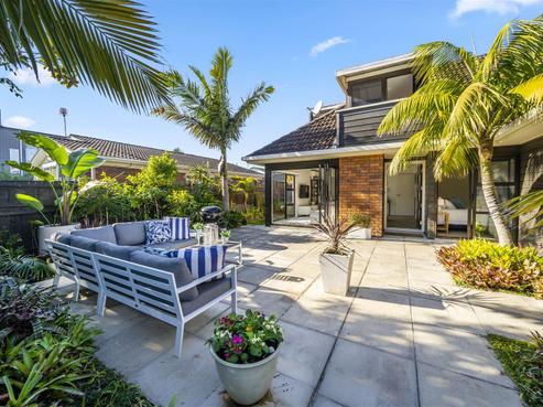 1/8 Jutland Road, Hauraki