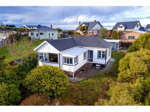 28 Luxmoore Road, Waimataitai