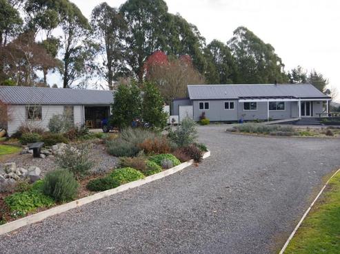 1937 Broadlands Road, Broadlands Forest