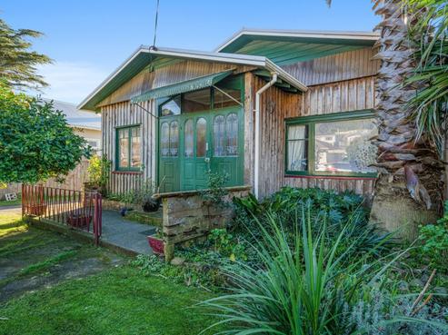 8 Harbour Street, Moturoa
