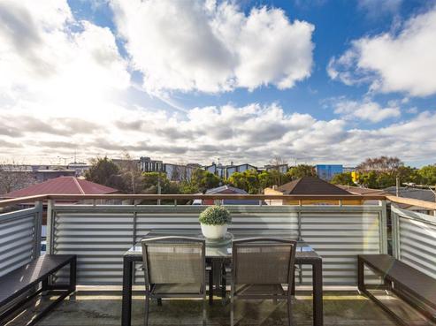 3/8 Hutcheson Street, Sydenham