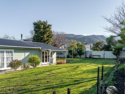 45F Brandon Street, Featherston
