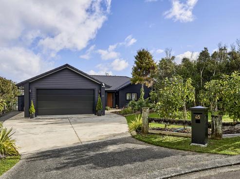 45 Mount Marua Way, Timberlea