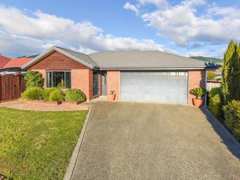 18 Covent Drive, Stoke