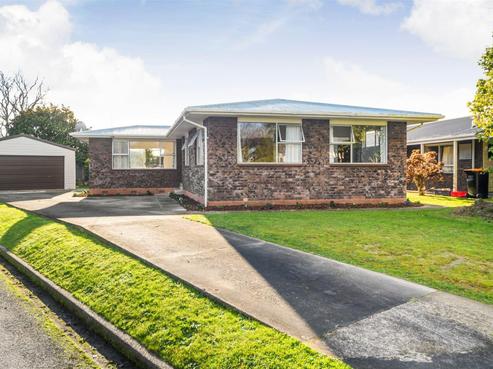 29 Kimberley Grove, Westbrook