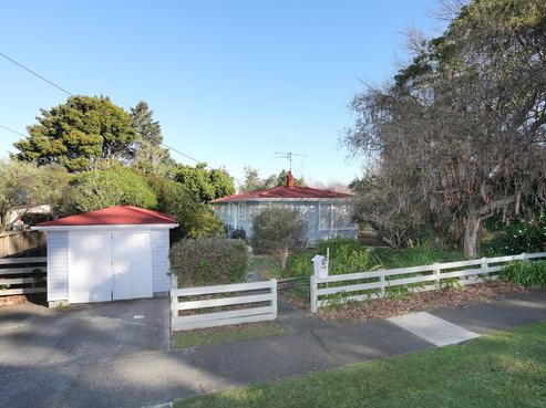 41 Bond Street, Marton
